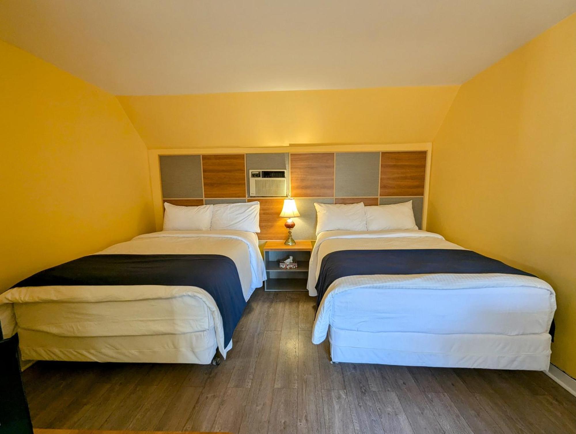 Motel Des Pentes Et Suites Saint-Sauveur-des-Monts 외부 사진