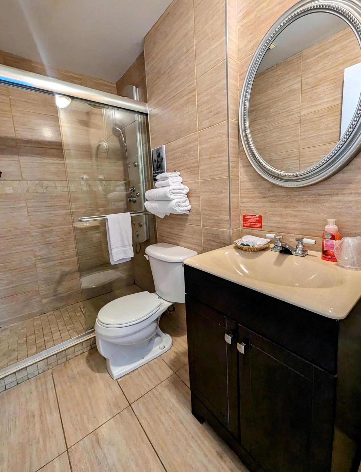 Motel Des Pentes Et Suites Saint-Sauveur-des-Monts 외부 사진