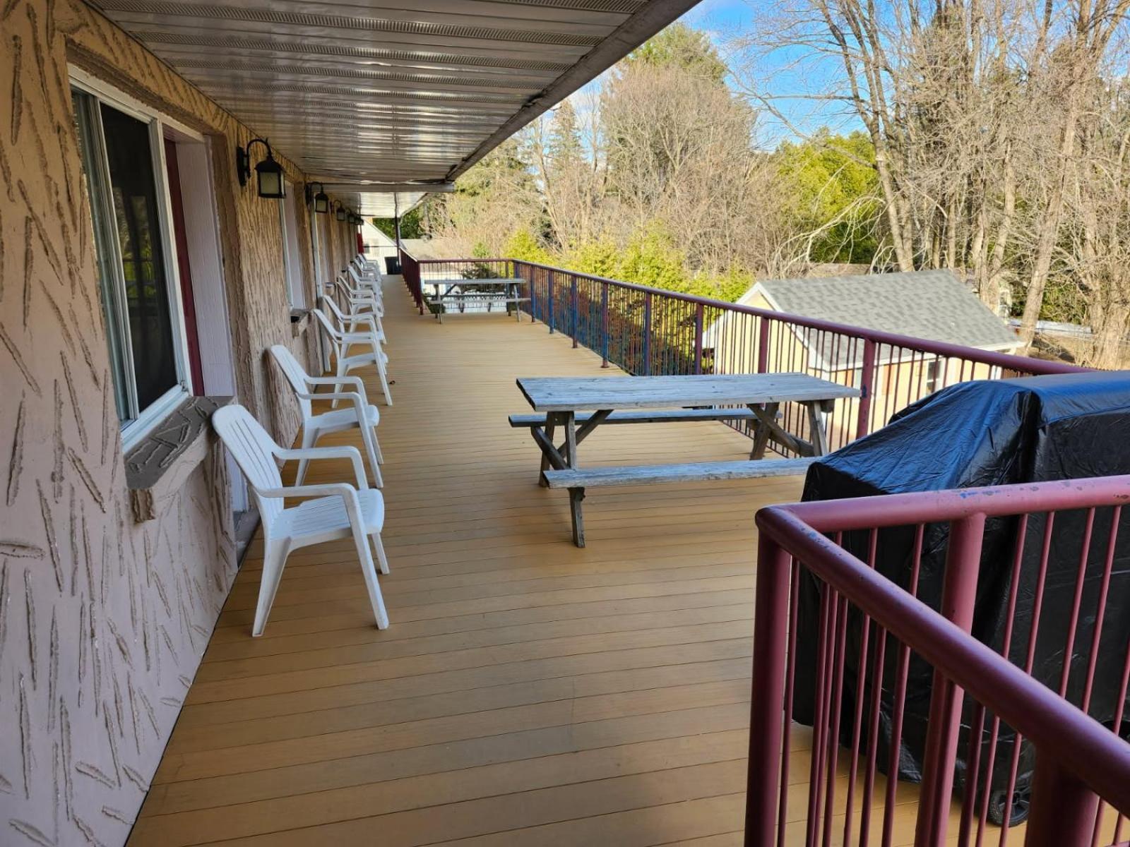 Motel Des Pentes Et Suites Saint-Sauveur-des-Monts 외부 사진
